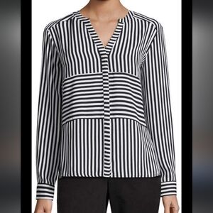 💰Worthington Striped Blouse
